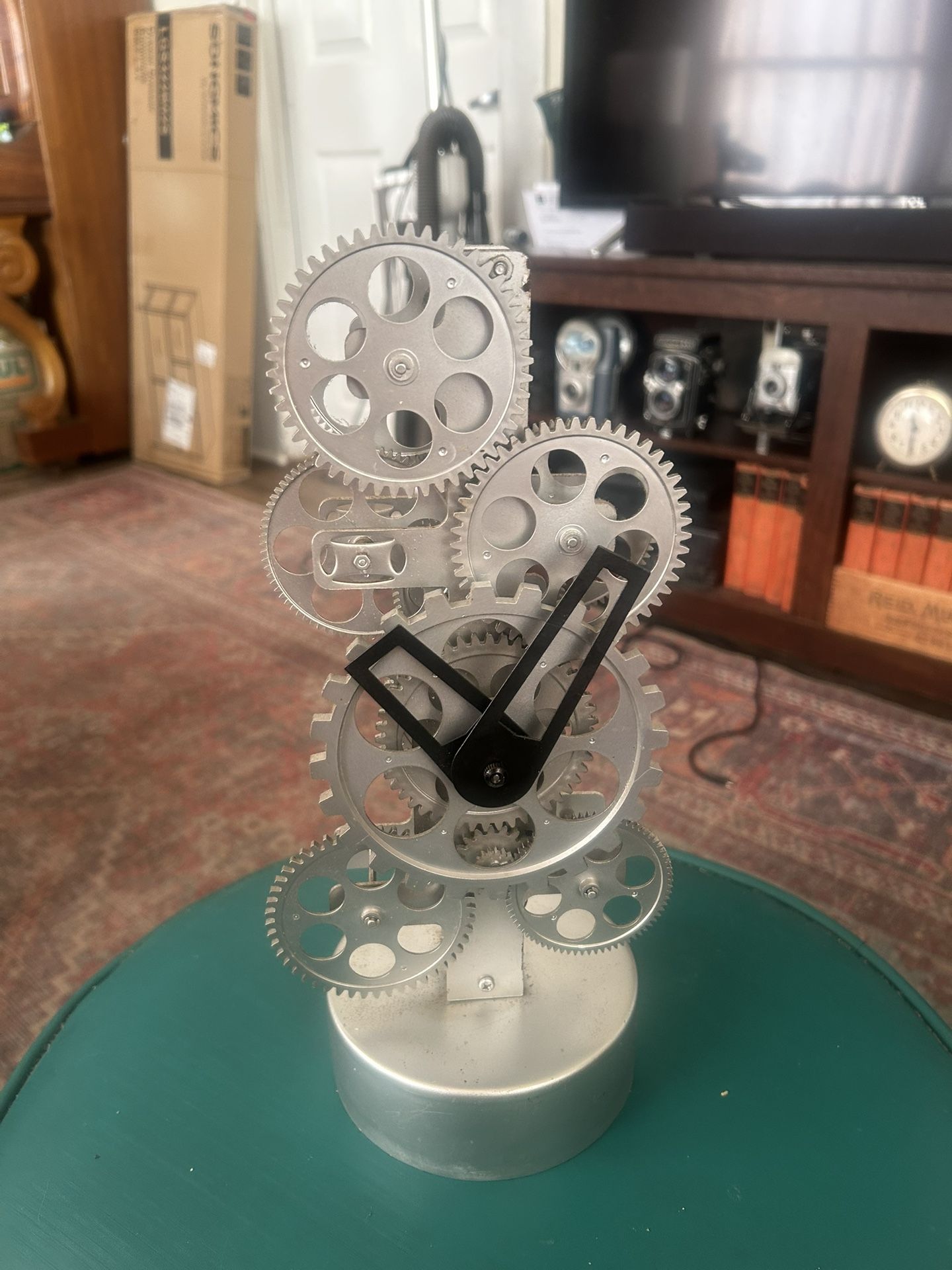 This really grinds my gears; Battery Operated Steampunk Style Gear Clock (read entire description):