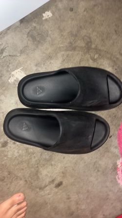 Yeezy slides size 13