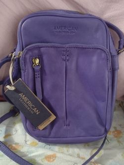 Hand Bag , Croosbody . Leather. New