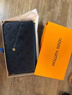 Louis Vuitton Wallet/Cardholder