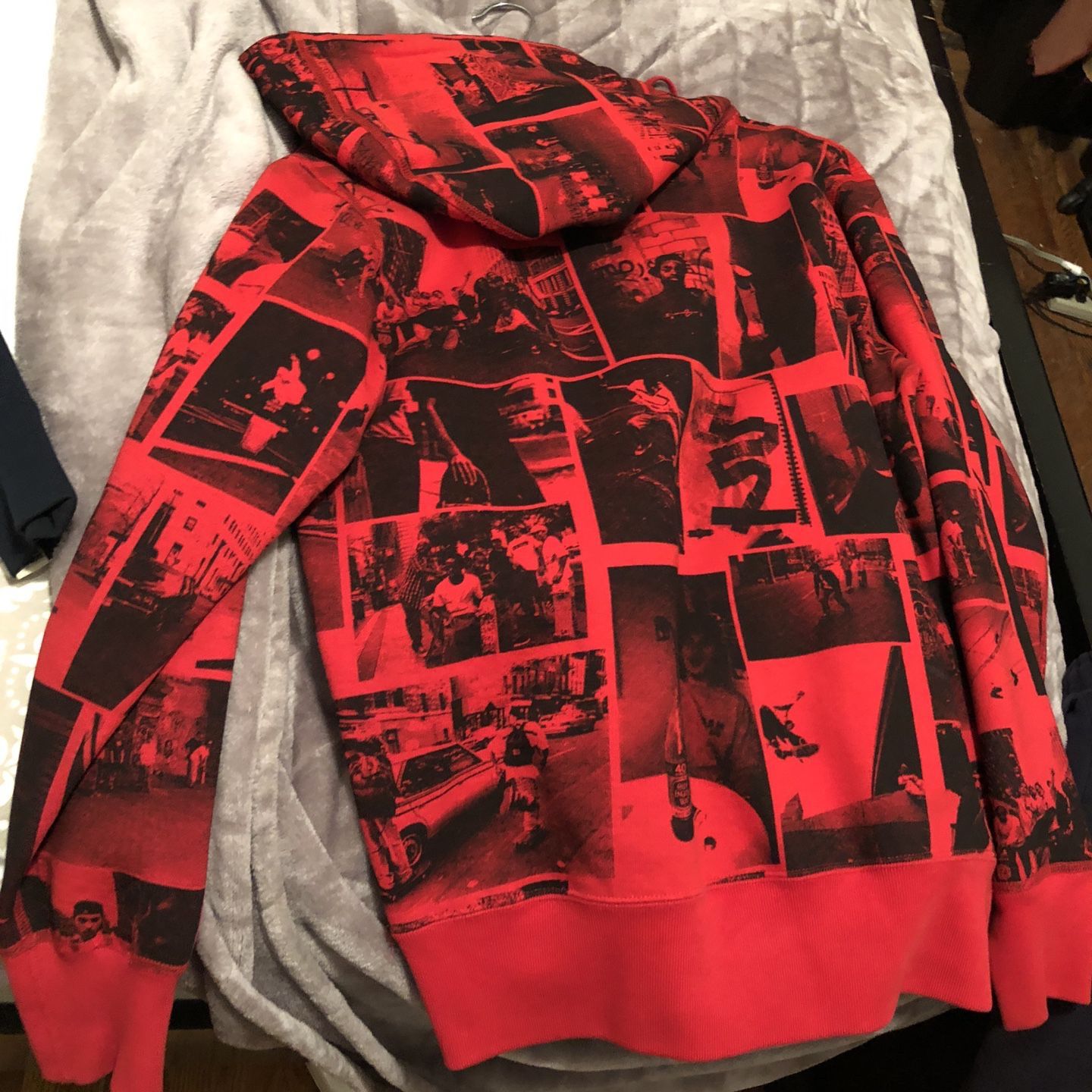 Supreme ari marcopolois hoodie