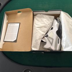 Jordan 4 Golf White Cement