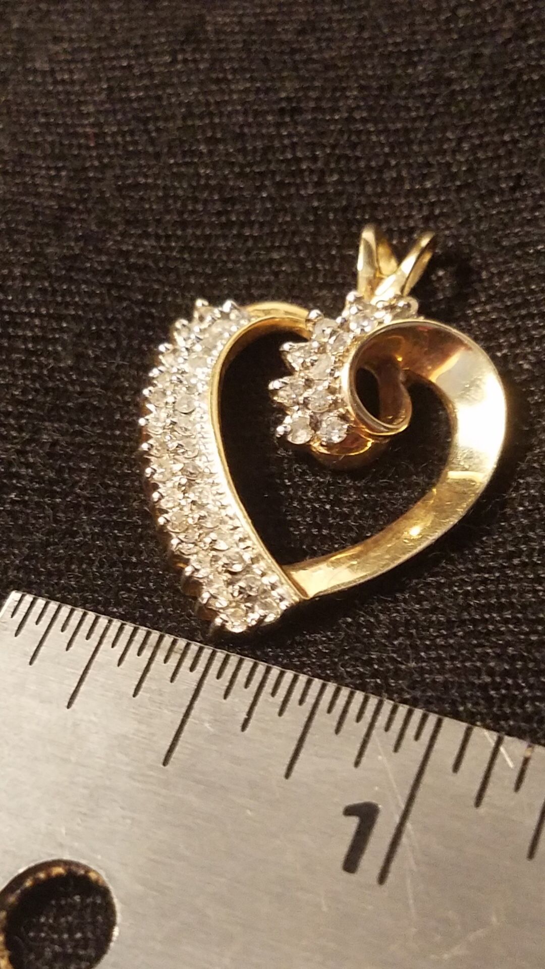 14k 1/2ct. Heart Pendant