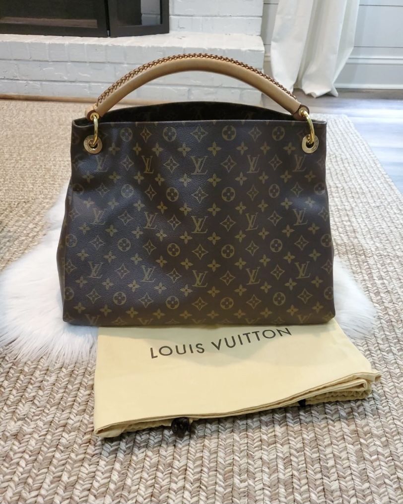 👜⭐️AUTHENTIC⭐️👜 LV Artsy MM  Fashion, Clothes design, Louis vuitton  neverfull monogram