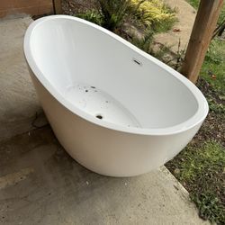 Bathtub 