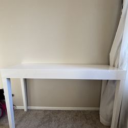 White lacquer console entry table