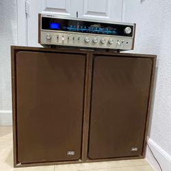 Vintage Sound System With Bluetooth Device 