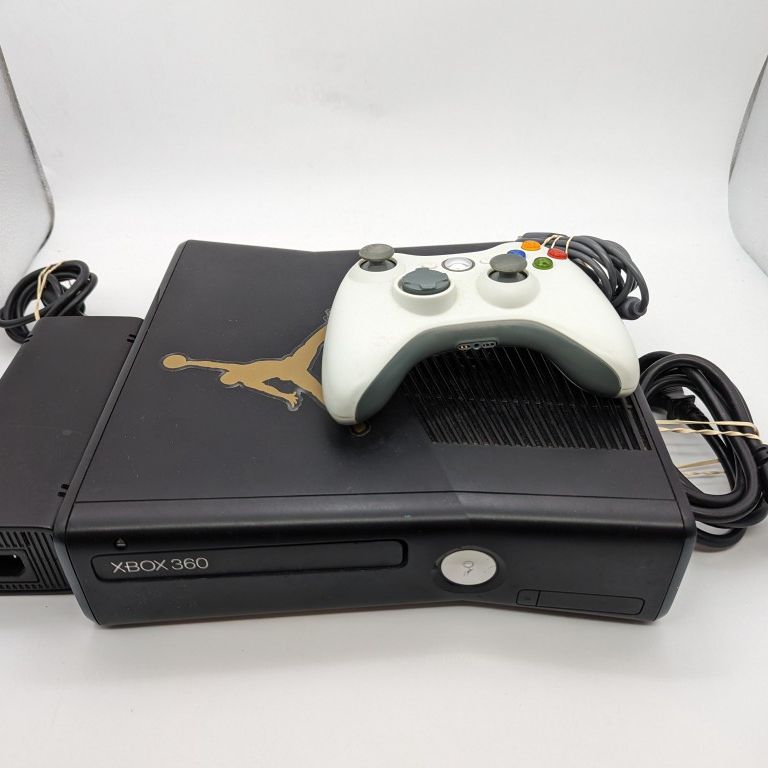 Xbox 360 Console Bundle With Cables & Wired 3rd Party Controller