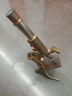 Antique 1906 E. Leitz Wetzlar Brass Microscope