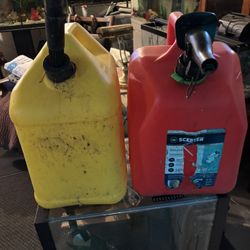 Multiple 5 Gallon Gas /Diesel Cans (Priced Individually)