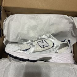 New Balance Women’s Shoes 