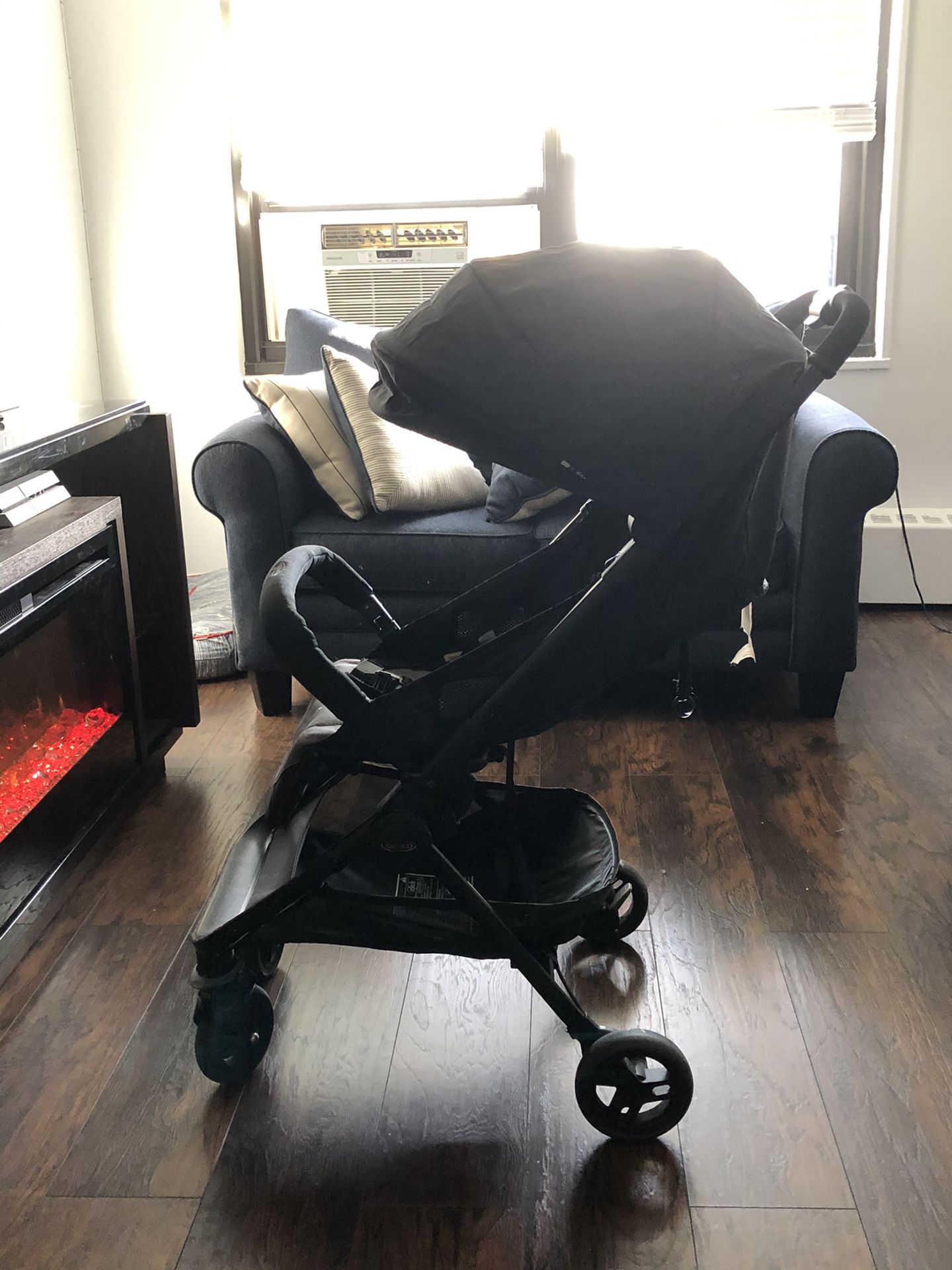 Graco black baby stroller