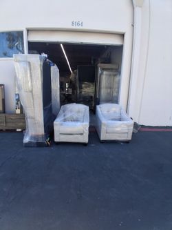 Clean sofa with 2 matching chairs