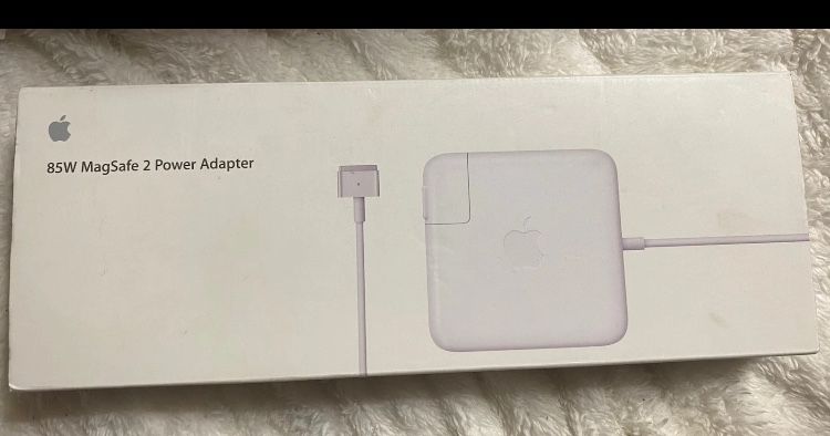 Genuine OEM Apple 85W MagSafe 2 Power Adapter ( MacBook Pro Retina 2012-2015) A1424
