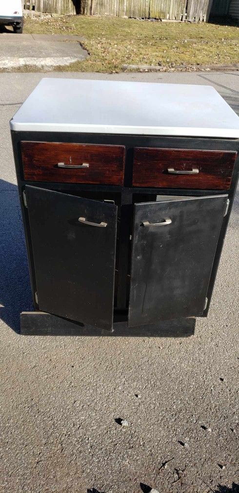 Vintage Porcelain Top Kitchen Cupboard/Cabinet w/ Bread Bin and Metal Dry Rack