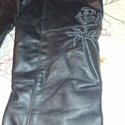 Pair Of  Leather Chaps 39 Long  About 12/14  Pants Size Maybe Smaller Or Bigger Size