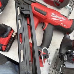 Milwaukee Nail Gun 