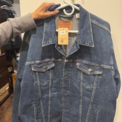 XXL Levi Jacket 