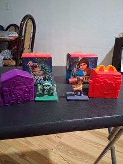 New Stranger Things McDonald's Happy Meal Toys Tales from 85' (2 pieces)