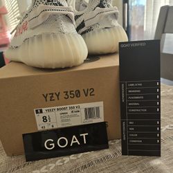 Yeezy Boost 350 V2 Zebra - Size 8.5 (VNDS w/ Box & GOAT Verified)