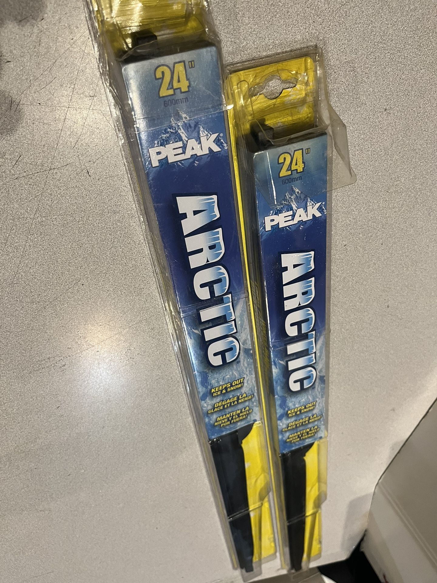 2 X PEAK 24” Arctic New Heavy duty all weather wiper blades