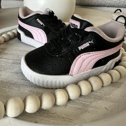 Pink And Black Puma’s Size 4C