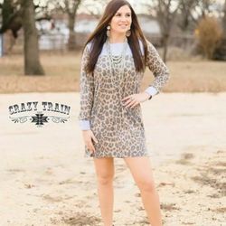 Crazy Train She's All That Tunic Dress Size Large Chambray Leopard

New With Tags!

**Bundle and save with combined shipping**


