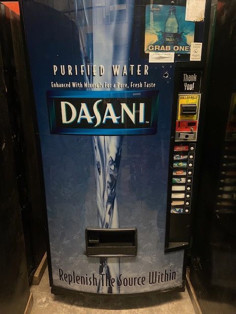 Reconditioned Soda & Snack Vending machines FOR SALE Delivered In ALL 50 States