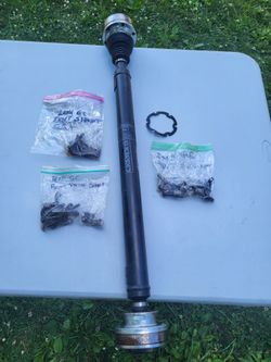 Front Drive Shaft 99-04 Jeep Grand Cherokee WJ