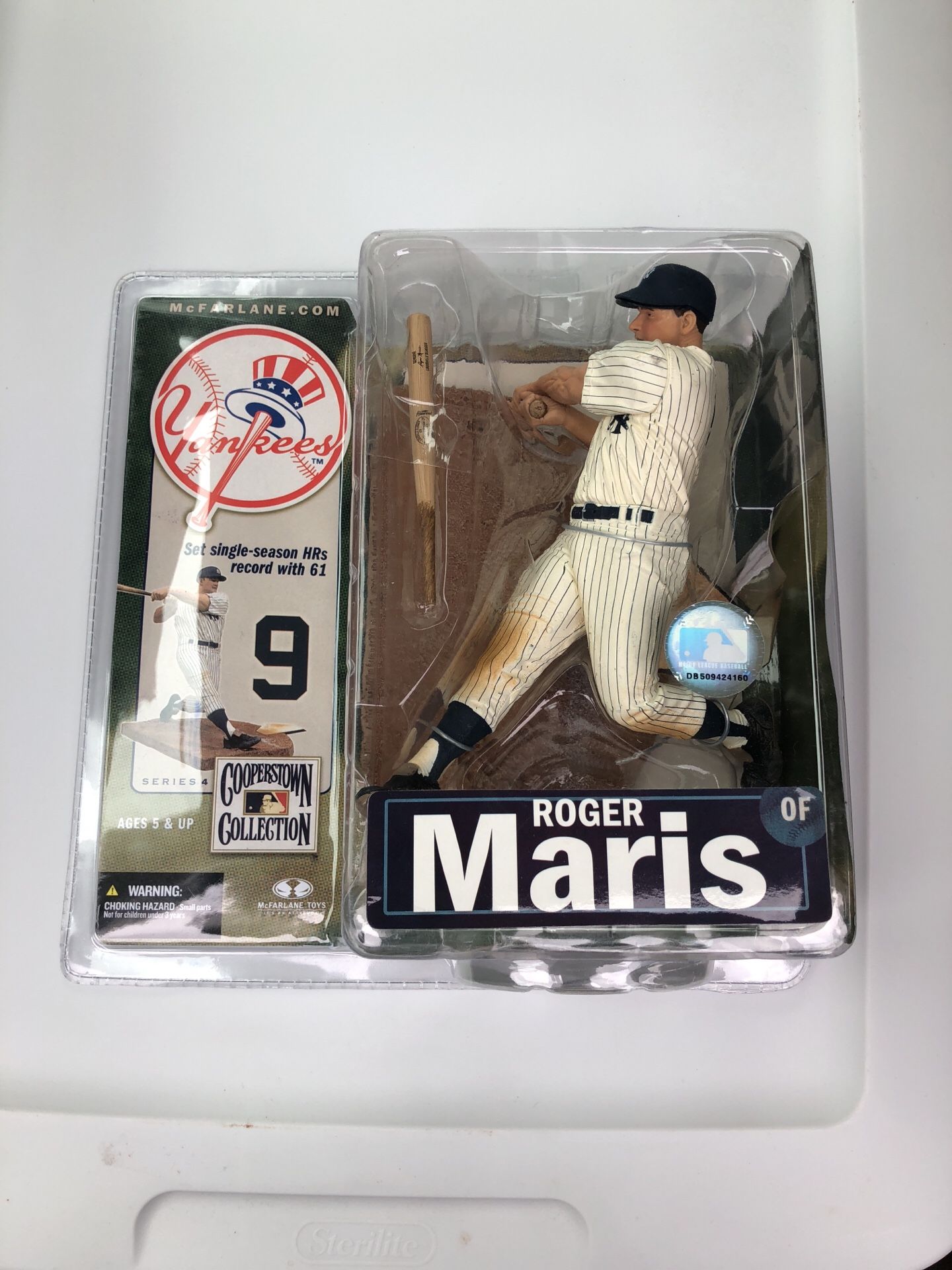 Roger Maris, NY Yankee Cooperstown Collection McFarlane Figurine