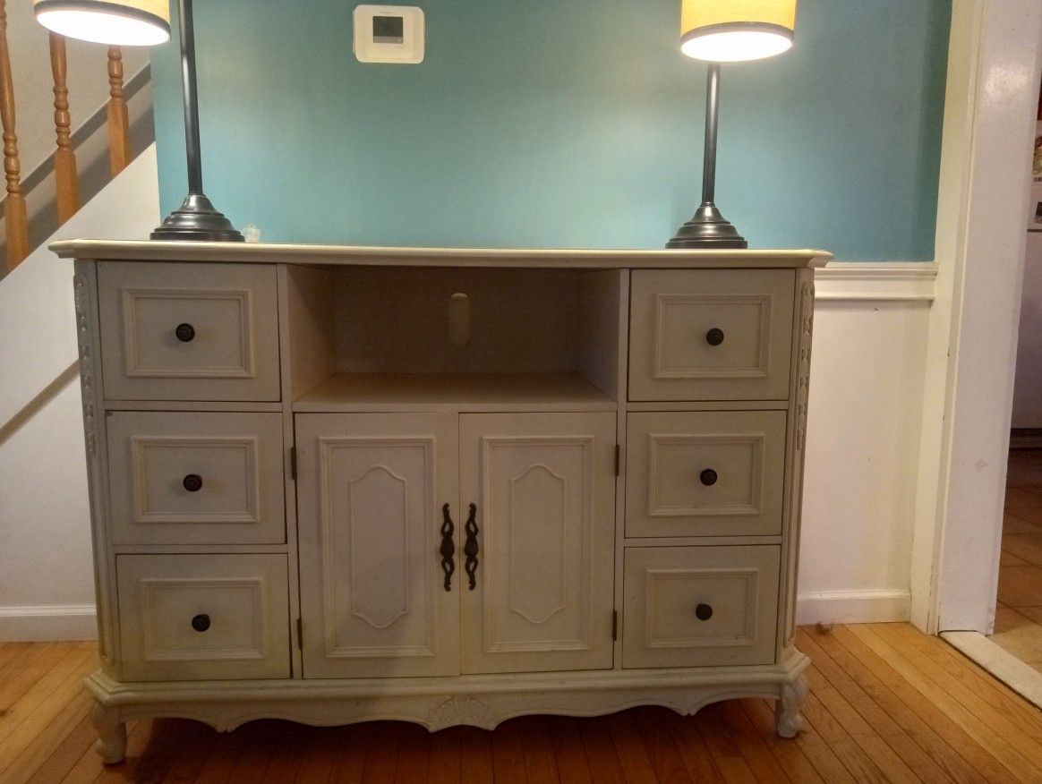 Tv Stand/Storage Cabinet