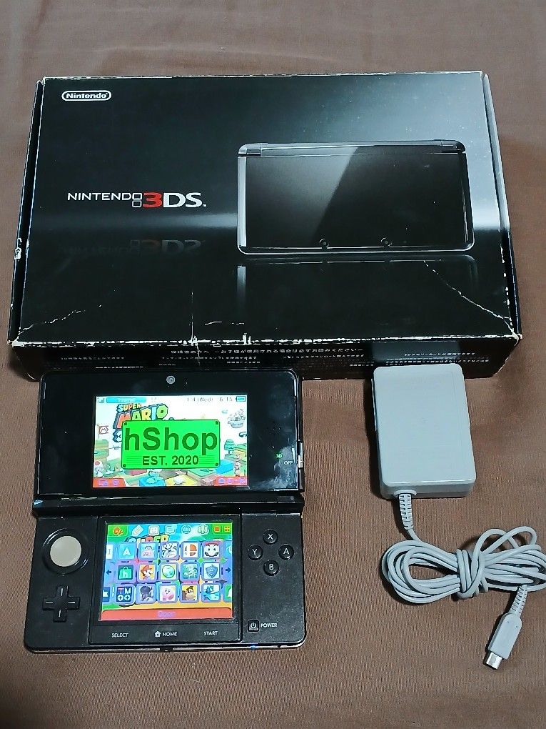 Nintendo 3DS Black With Charger, Box And Games Inside