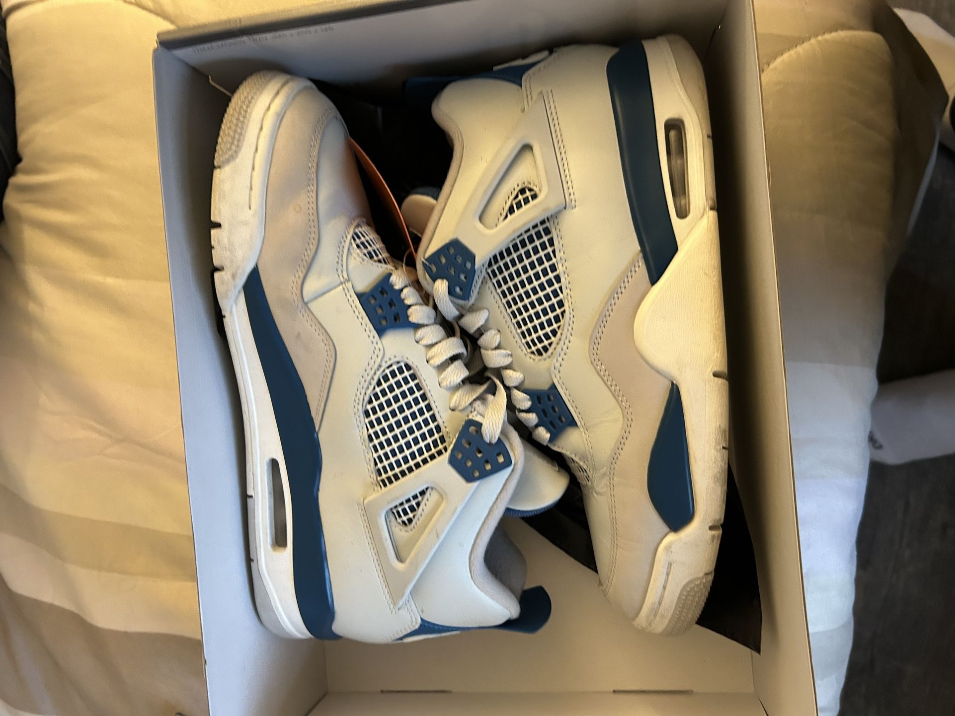Jordan 4s Size 9.5 Used