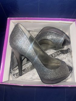 Women’s Shoes