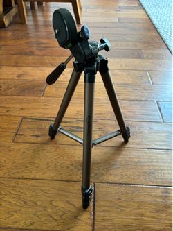 Camera tripod