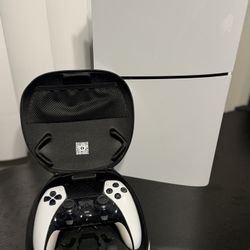 Great Condition PS5 + Dualsense Edge Controller Bundle $400