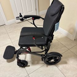 Electric wheelchair