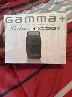 Gamma foil shaver