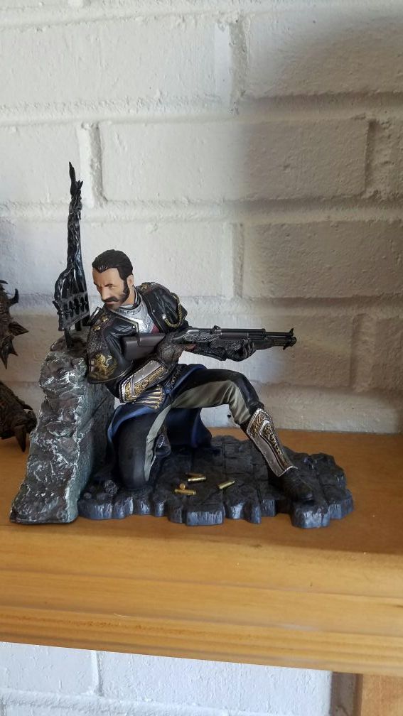 The order 1886 statue