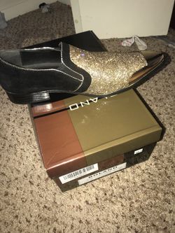 Gold& Black Boland dress shoes size 10 only wear them 1x