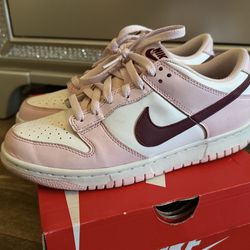 Pink dunk