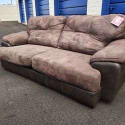 XXL Catnapper Sofa FREE DELIVERY 