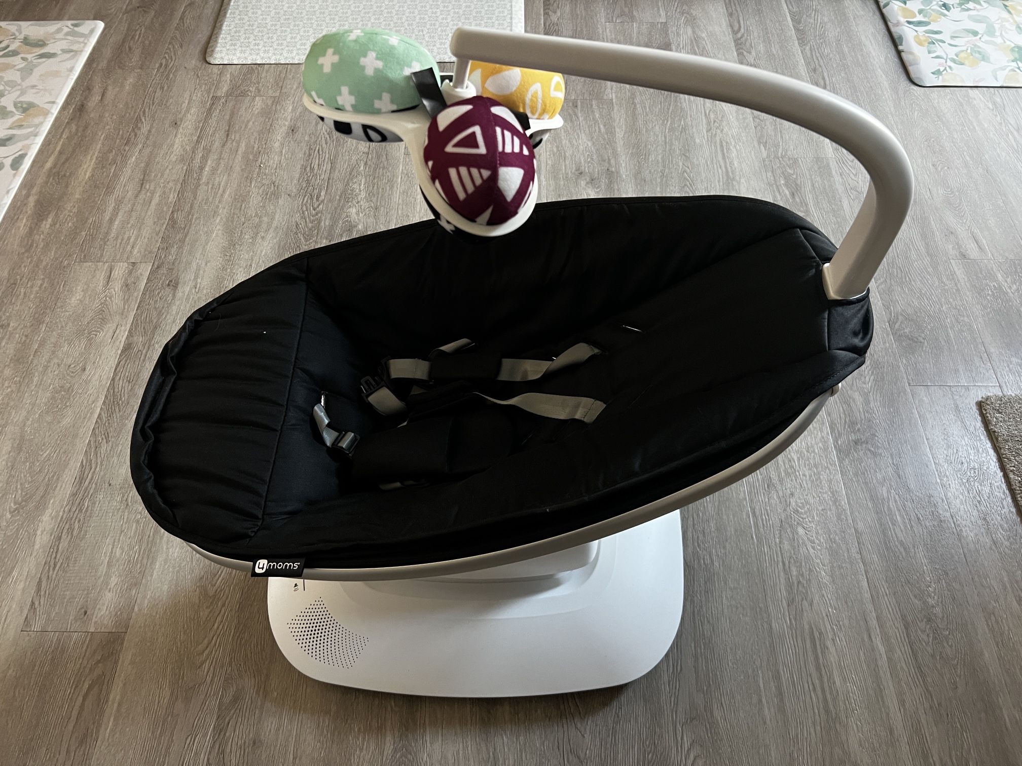 4moms mamaRoo Multi-Motion Baby Swing Smart Connectivity