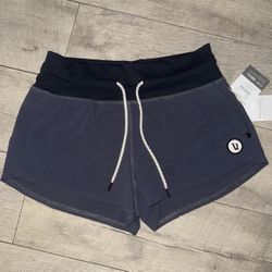 NWT Vuori Seabreeze Shorts Azure Blue XS Women's Performance Apparel