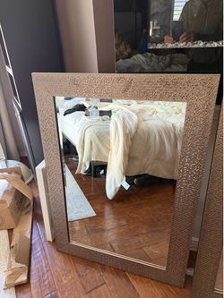 Wall mirrors