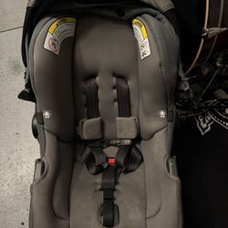 Nuna Pipa Lt Car seat
