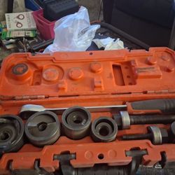 Milwaukee Knockout Kit