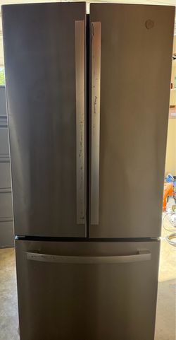 Refrigerator/Refrigerador/Fridge