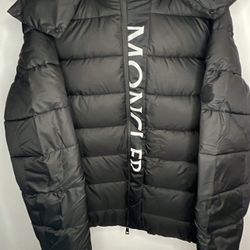 Moncler Puffer Jacket 