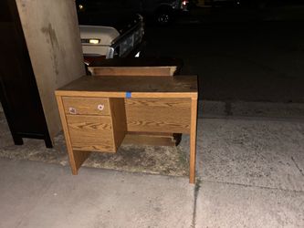 Free desk